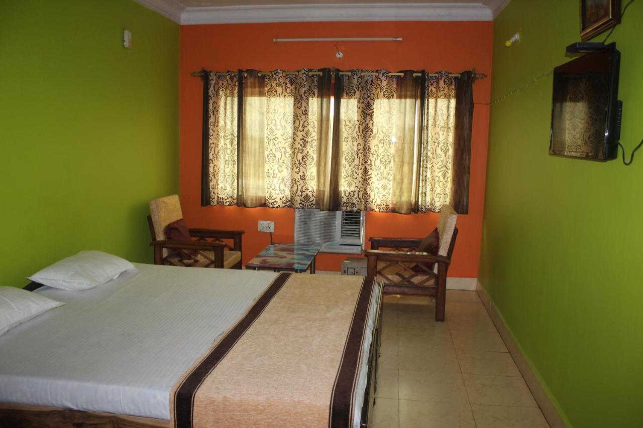 Hotel Lake Queen Rambha 외부 사진