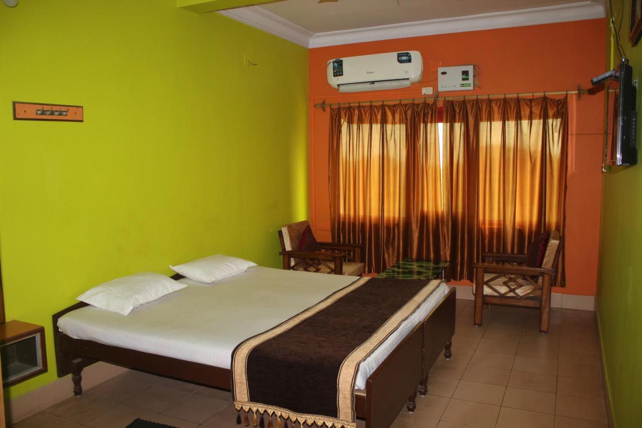 Hotel Lake Queen Rambha 외부 사진